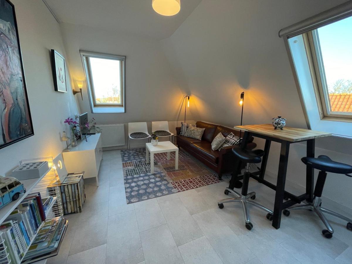 Vrijplaats Bed & Breakfast Oosterend  Екстериор снимка